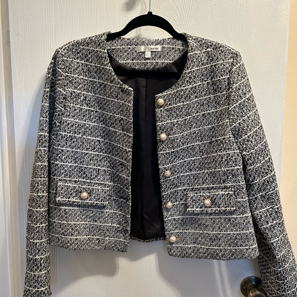 WD.NY Black and White Cropped Blazer